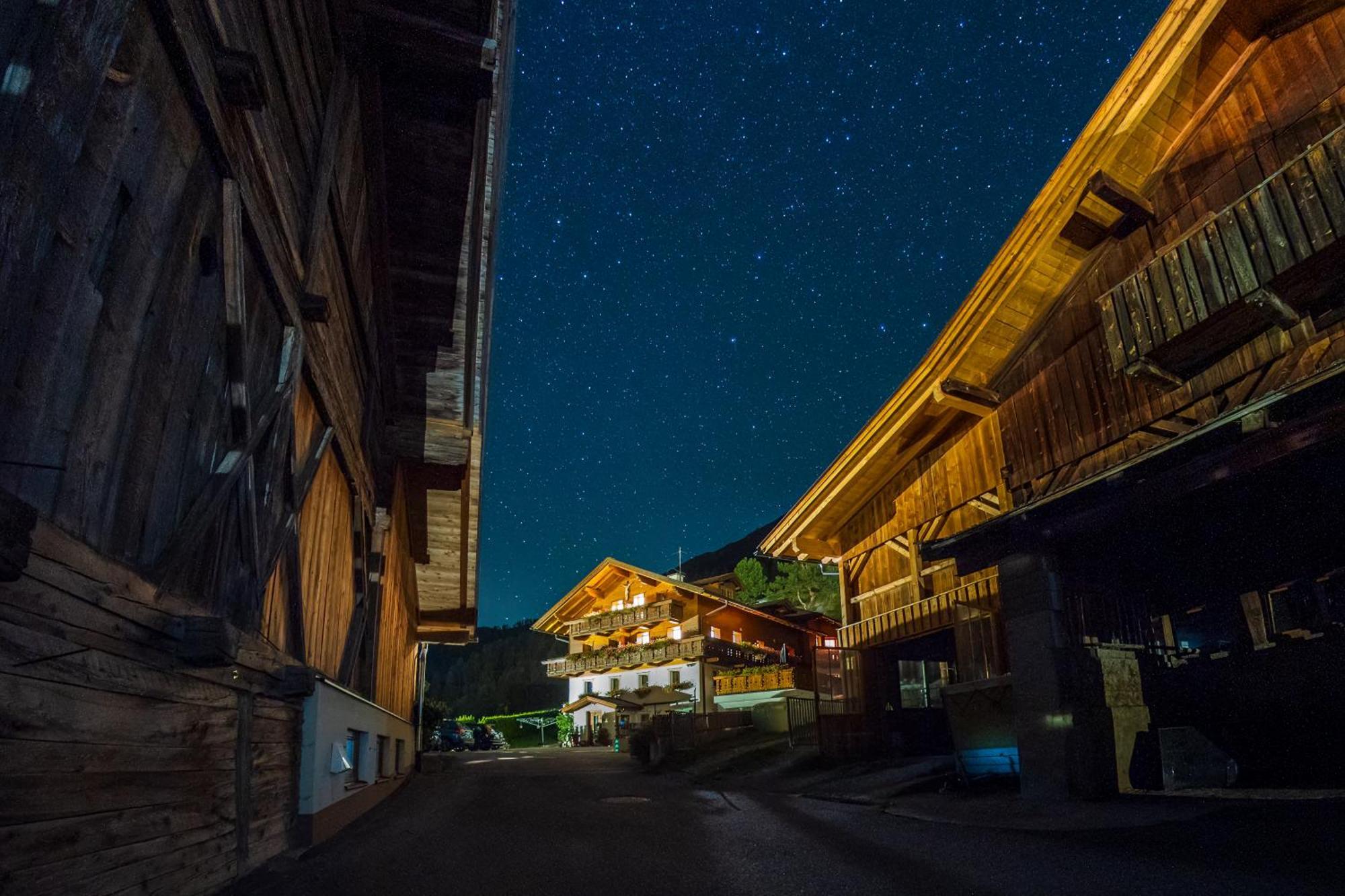 Apartmenthaus Innerkratzerhof Prägraten Exterior foto