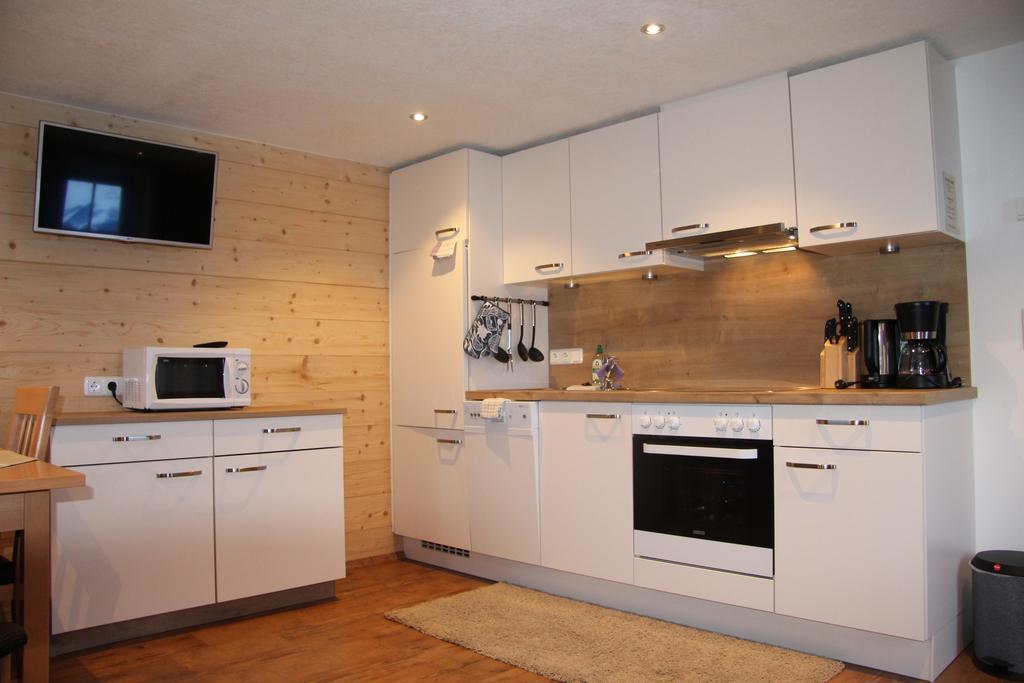 Apartmenthaus Innerkratzerhof Prägraten Exterior foto