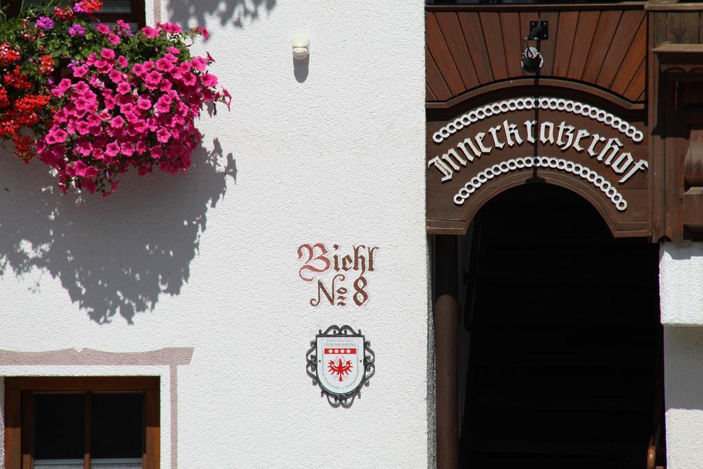 Apartmenthaus Innerkratzerhof Prägraten Exterior foto